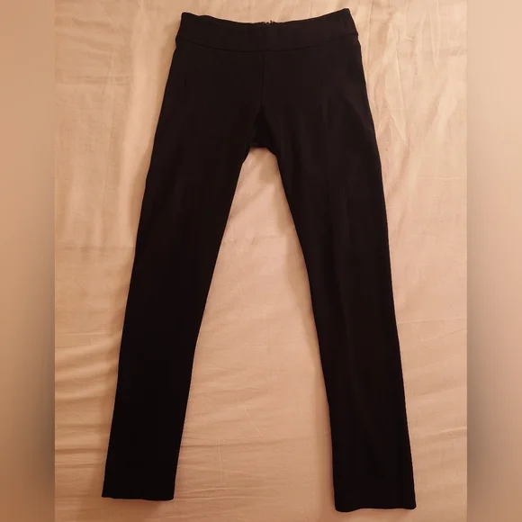 EUC Black BCBG MAXAZRIA Ankle Length Mid-Rise Leggings Ponte Pants S Back Zip - Picture 3 of 15